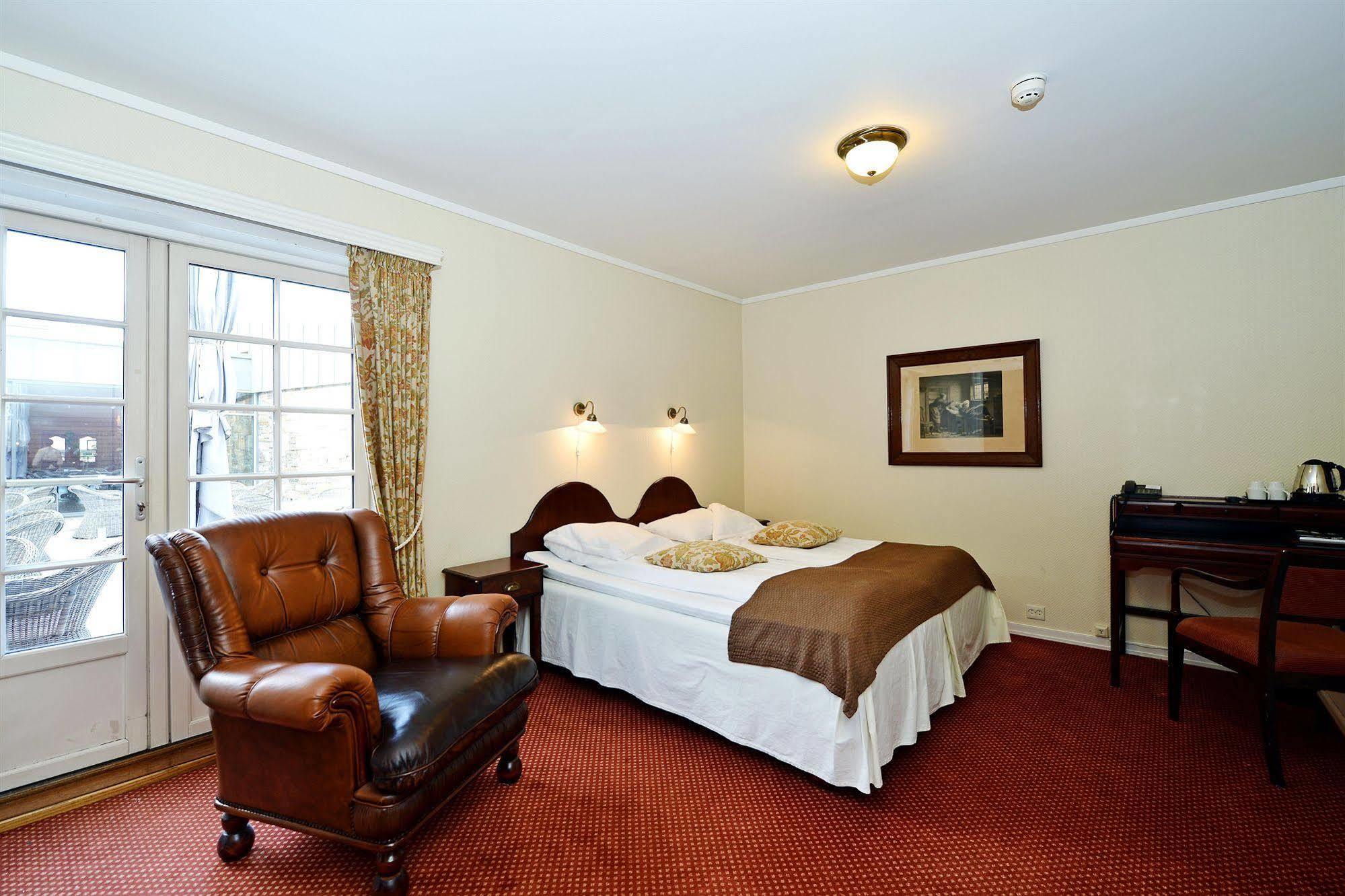 Kronen Gaard Hotel ساندنيس المظهر الخارجي الصورة